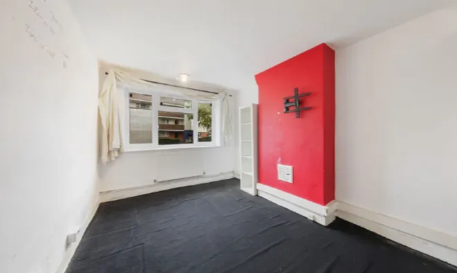 Недвижимость Дом на Батлер-Роуд, Лондон: 1