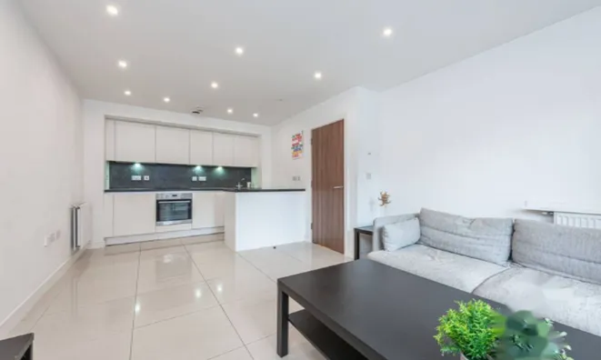 Недвижимость Улица Ширвотер, Хендон, Лондон: 5