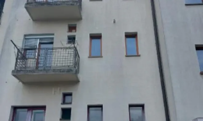 Недвижимость Квартира, 3-комнатная, Шишка: 3