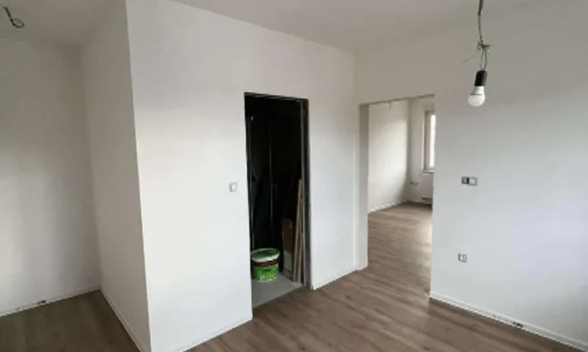 Недвижимость Квартира 1.5 комнаты Новая Шишка: 1