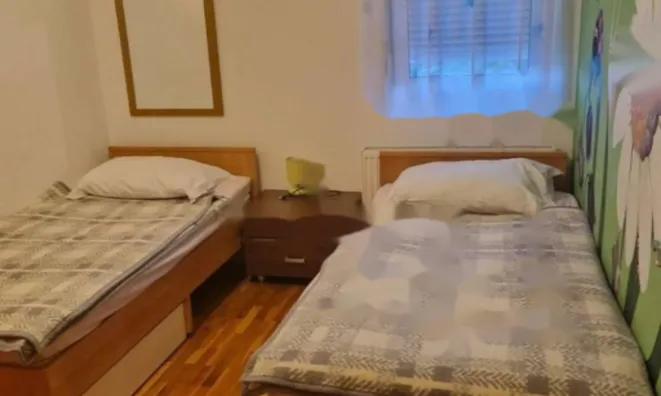 Недвижимость Трёхкомнатная квартира в центре: 14