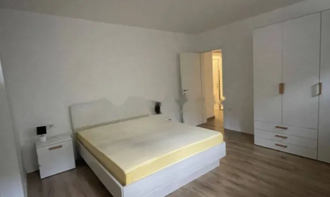 Недвижимость Двухкомнатная квартира в Центре: 9