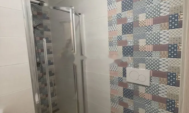 Недвижимость Двухкомнатная квартира в Центре: 17