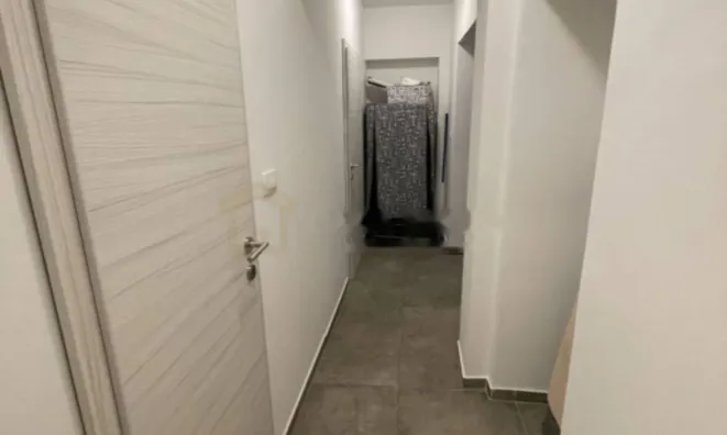 Недвижимость Двухкомнатная квартира в Центре: 18