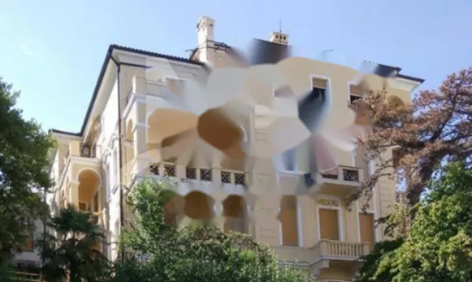 Недвижимость Трехкомнатная квартира в Центре: 3