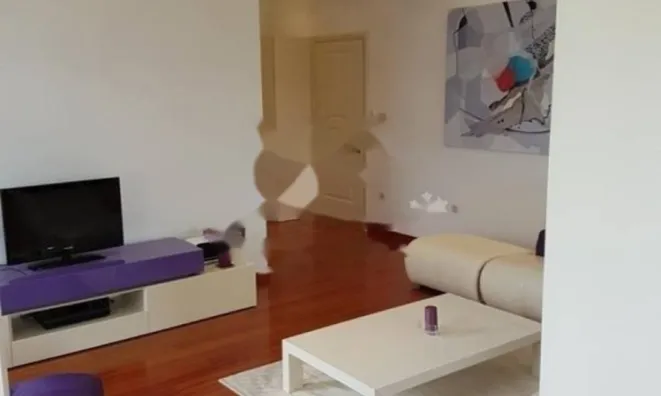 Недвижимость Трехкомнатная квартира в Центре: 16