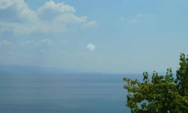 Недвижимость Трехкомнатная квартира в Центре: 38