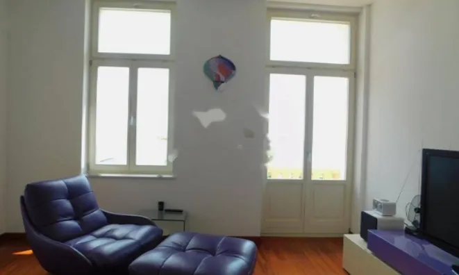 Недвижимость Трехкомнатная квартира в Центре: 42