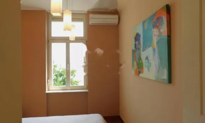 Недвижимость Трехкомнатная квартира в Центре: 43