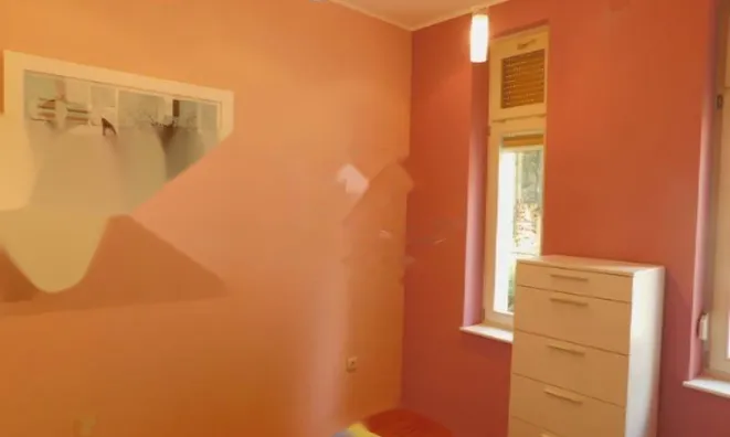 Недвижимость Трехкомнатная квартира в Центре: 55