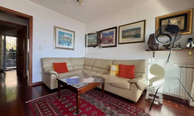 Недвижимость Трехкомнатная квартира, Опатия: 1