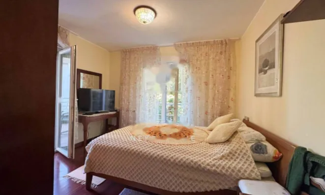 Недвижимость Трехкомнатная квартира, Опатия: 5