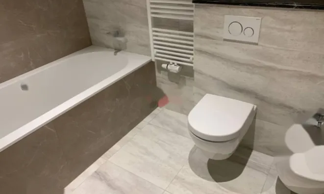 Недвижимость Двухкомнатная квартира, центр: 12