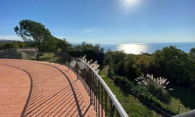 Недвижимость Дом в центре Опатии: 12