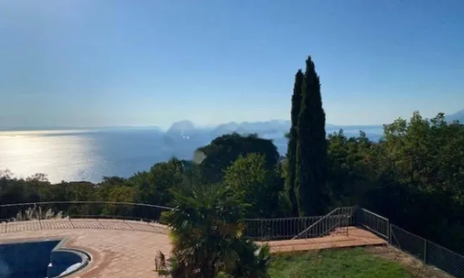 Недвижимость Дом в центре Опатии: 15