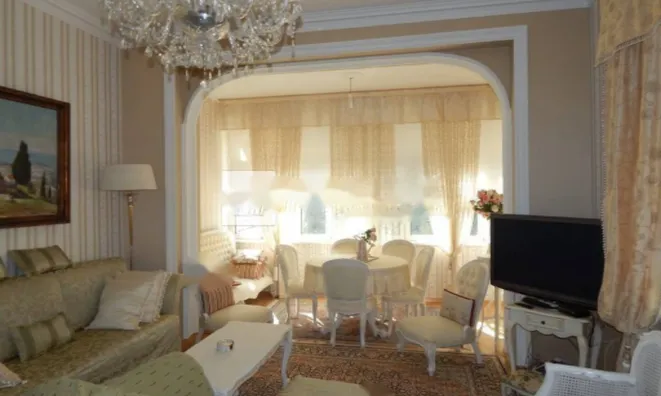 Недвижимость Трёхкомнатная квартира в Центре: 4