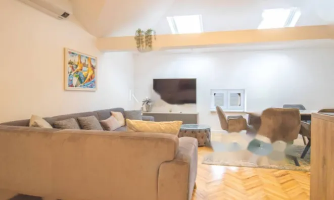 Недвижимость Трехкомнатная квартира центр: 6