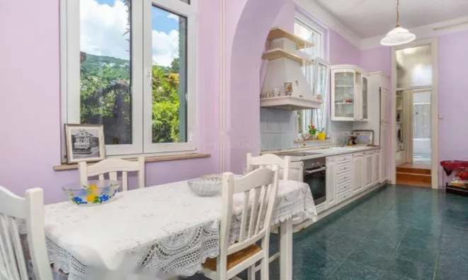 Недвижимость Четырехкомнатная квартира в Центре Опатии: 5