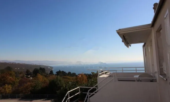 Недвижимость Трёхкомнатная квартира в Опатии: 2