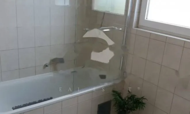 Недвижимость Трёхкомнатная квартира в Опатии: 18