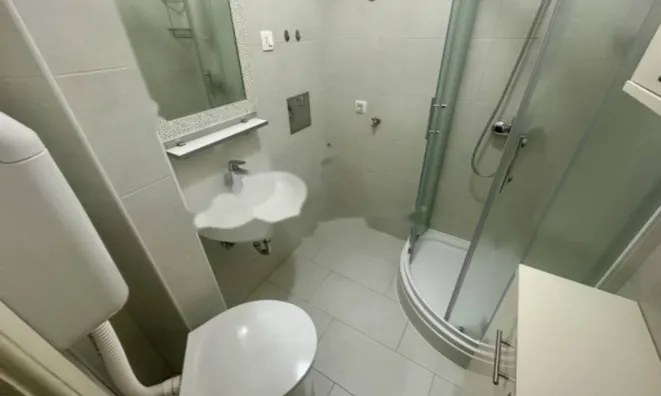 Недвижимость Двухкомнатная квартира в Центре: 15