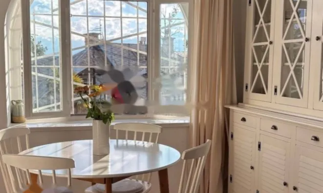 Недвижимость Двухкомнатная квартира Центр: 4