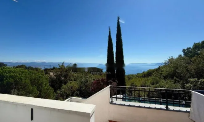 Недвижимость Семейный дом 98 м², Центр, Опатия: 23