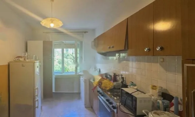 Недвижимость Двухкомнатная квартира, Центр: 1