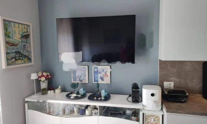 Недвижимость Трёхкомнатная квартира, Центр: 5