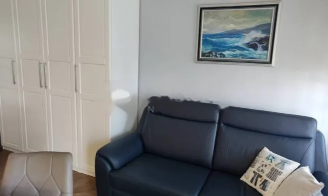 Недвижимость Трёхкомнатная квартира, Центр: 6