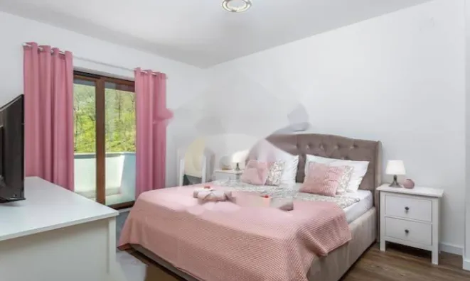 Недвижимость Семейный дом 181 м² в Центре: 12