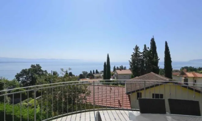 Недвижимость Семейный дом в Центре Опатии: 3