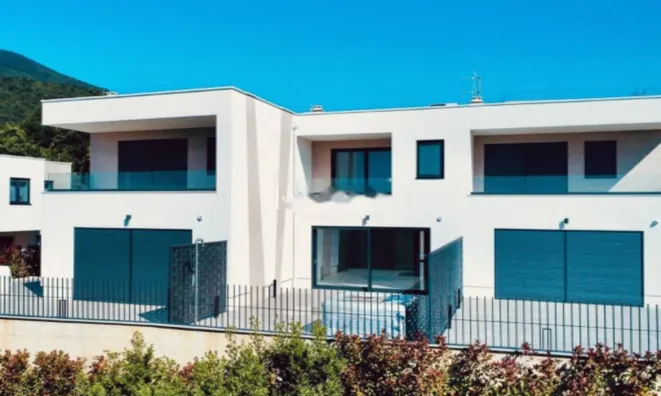 Недвижимость Четырехкомнатная квартира в Опатии: 4