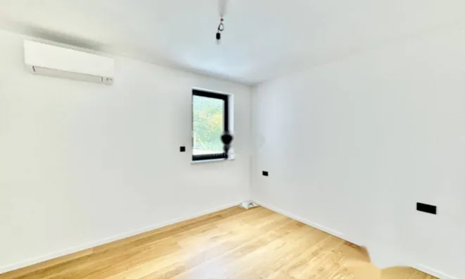 Недвижимость Четырехкомнатная квартира в Опатии: 36