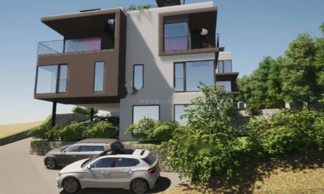 Недвижимость Четырехкомнатная квартира: 23