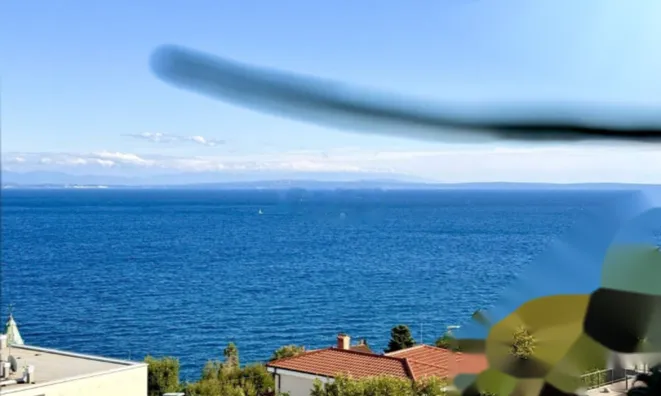 Недвижимость Трехкомнатная квартира, центр.: 17