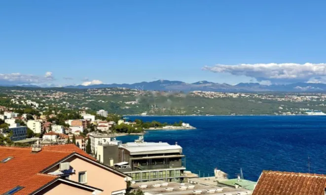 Недвижимость Трехкомнатная квартира, центр.: 18