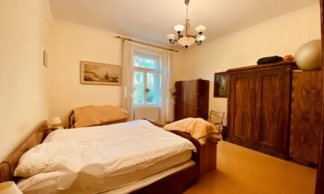 Недвижимость Четырехкомнатная квартира: 17