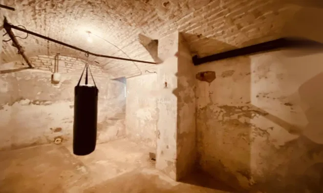 Недвижимость Четырехкомнатная квартира: 26