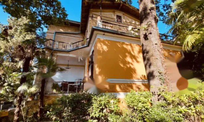 Недвижимость Четырехкомнатная квартира: 31