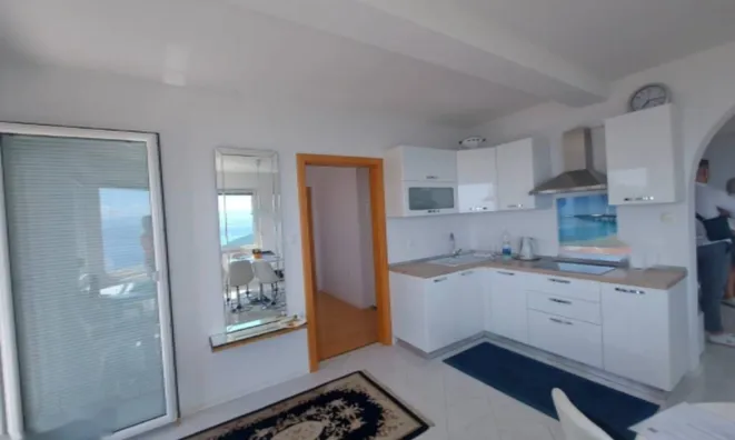 Недвижимость Трёхкомнатная квартира Добричь: 9