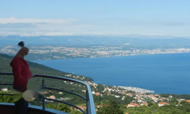 Недвижимость Трёхкомнатная квартира Добричь: 13