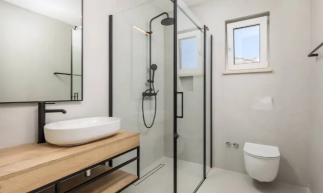 Недвижимость Семейный дом 200 м², Центр: 21