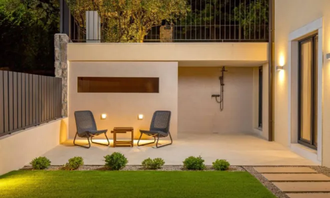 Недвижимость Семейный дом 200 м², Центр: 42