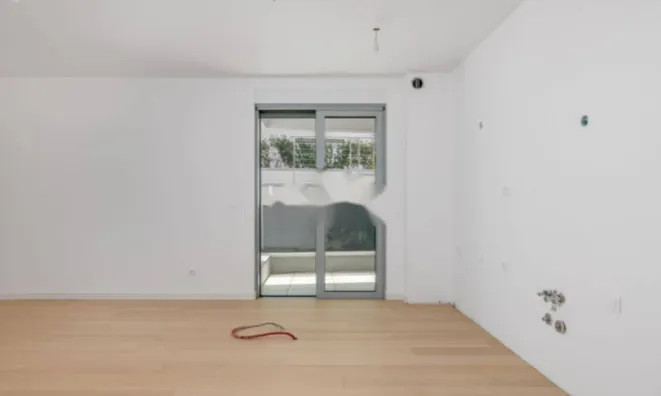 Недвижимость Трёхкомнатная квартира центр: 14