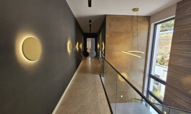 Недвижимость Семейный дом 340 м², Центр Опатия: 26