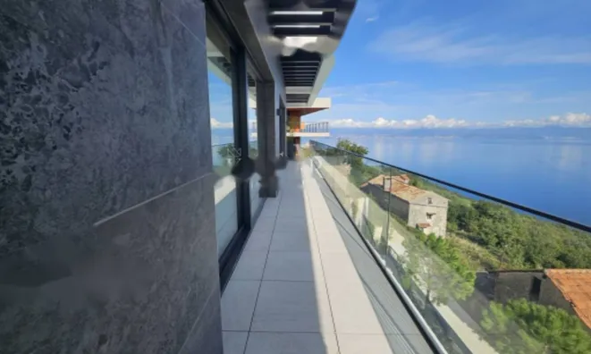 Недвижимость Семейный дом 340 м², Центр Опатия: 35