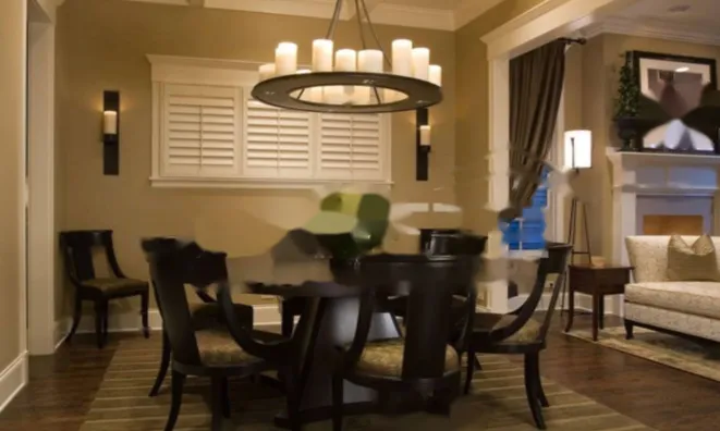 Недвижимость Четырехкомнатная квартира в центре: 4