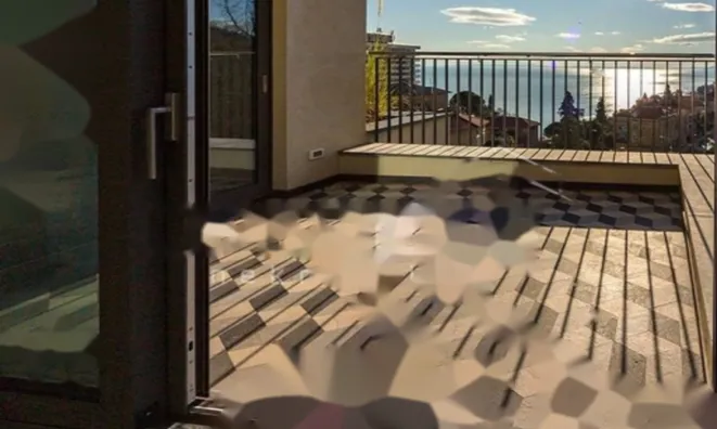 Недвижимость Четырехкомнатная квартира в центре: 10