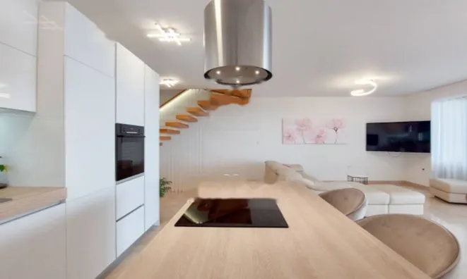 Недвижимость Дуплекс 250 м², Побри: 7